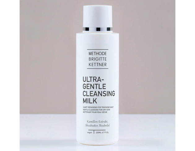 洋甘菊潔膚乳(卸洗)   200 ML / 500 ML